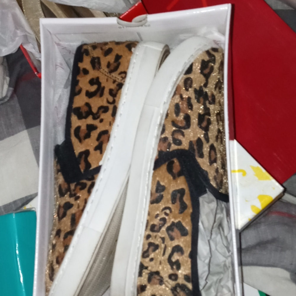 Anna size women's size 7 slip ons